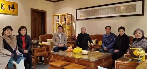 郑龙镇先生接待韩国冬奥会主席李熙范先生一行 郑龙镇先生接待韩国冬奥会主席李熙范先生一行